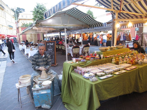 Bancarelle in Cours Saleya