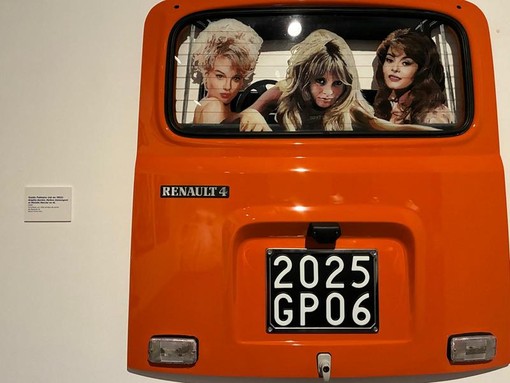 Bardot, Demongeot, Mercier, la mostra é in corso al porto di Nizza. Fotografie di Silvia Assin