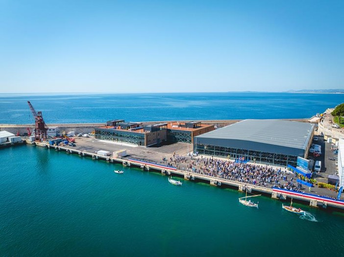 Il nuovo Centro Congressi al porto di Nizza