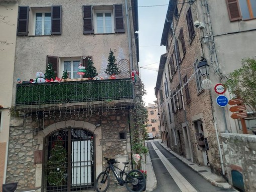 Carros e dintorni, fotografie di Danilo Radaelli Carros e dintorni, fotografie di Danilo Radaelli