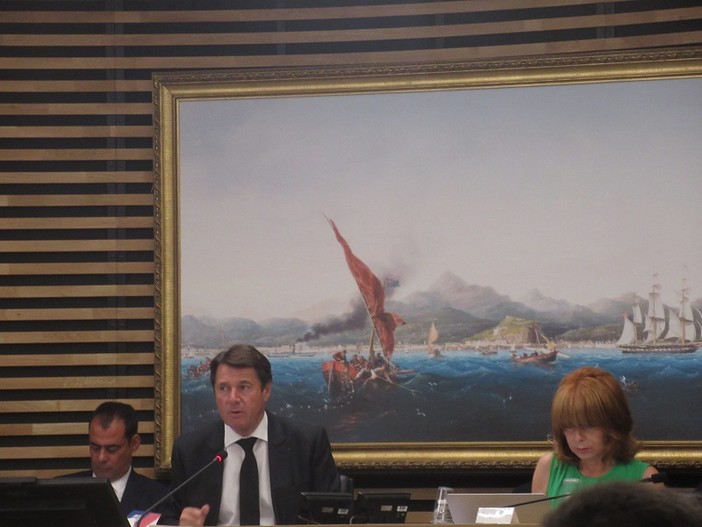 Christian Estrosi durante il Consiglio Municipale di Nizza