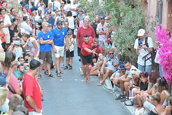 Cagnes sur Mer, boules carrées