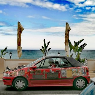 "Alternativo alla guida", fotografia di Luisella Cappio