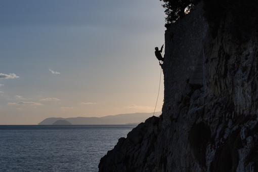 Scopriamo insieme l'importanza della manutenzione e della messa in sicurezza con Fomento Restauri di Finale Ligure Scopriamo insieme l'importanza della manutenzione e della messa in sicurezza con Fomento Restauri di Finale Ligure