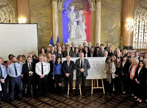 Roquebrune Cap Martin, Il CCAS firma il piano dipartimentale per la lotta alla violenza sulle donne Roquebrune Cap Martin, Il CCAS firma il piano dipartimentale per la lotta alla violenza sulle donne