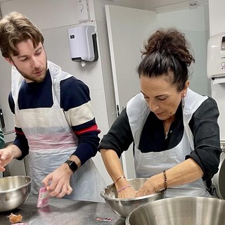 Mani in pasta a Nizza: dove la cucina diventa racconto