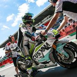 Occhi tristi nel Principato per Cal Crutchlow che cade a 6 giri dalla fine del Moto Gp di Aragon