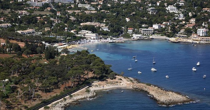 Cap d'Antibes,Anse de la Garoupe (c)Y. Seuret