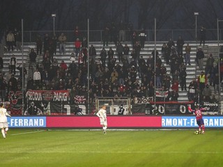 Clermont - Nizza,una fase di gioco (foto tratta dal sito dell'OGC Nice)