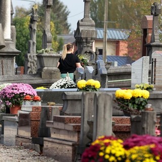Fêtes de la Toussaint, bus potenziati per raggiungere i cimiteri della Côte d’Azur
