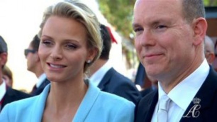 Grandi festeggiamenti sulla Piazza del Palazzo per il matrimonio civile dei Principi