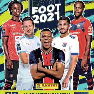 L'album della collezione 2020/2021 della Panini