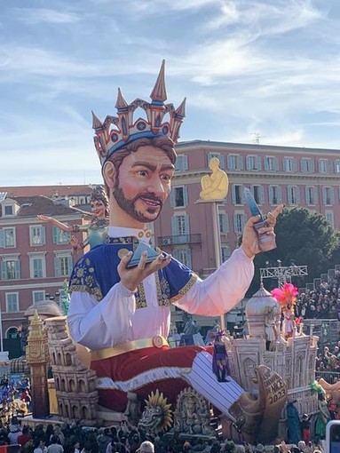 Carnevale di Nizza: sarà il “Roi de la Pop Culture” ad aprire le sfilate nel 2024 Carnevale di Nizza: sarà il “Roi de la Pop Culture” ad aprire le sfilate nel 2024