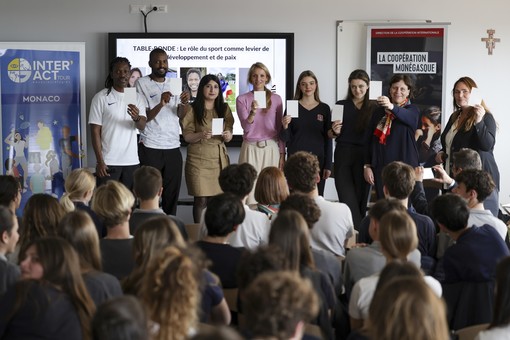 Inter'Act a Monaco: i rifugiati testimoniano il ruolo dello sport come leva di sviluppo e di pace Inter'Act a Monaco: i rifugiati testimoniano il ruolo dello sport come leva di sviluppo e di pace