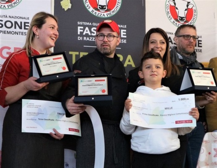 Dal cuneese: grande successo a Trinità il campionato di 'Battuta al Coltello' e il premio Traveleat alla migliore comunicazione (Foto)