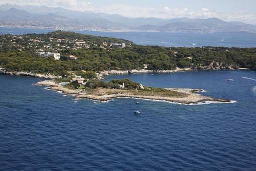 Antibes, Vista aerea - Y. Seuret Antibes, Vista aerea - Y. Seuret
