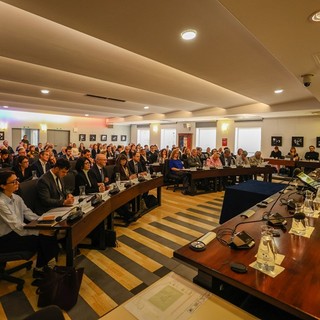 Il Consiglio Municipale di Cannes durante la seduta inaugurale @Mairie de Cannes