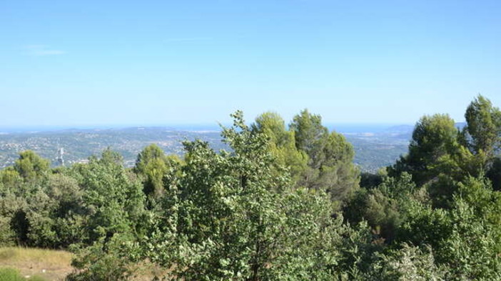 “Saperi legati al profumo e all’arte della costruzione in pietra a secco”: tre ricche giornate “Saperi legati al profumo e all’arte della costruzione in pietra a secco”: tre ricche giornate