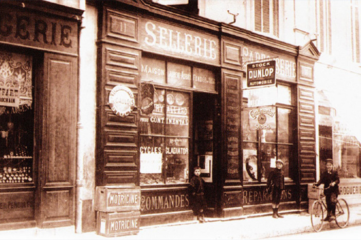 Visite guidée - Exposition "Du marchand ambulant au grand magasin", Cannes