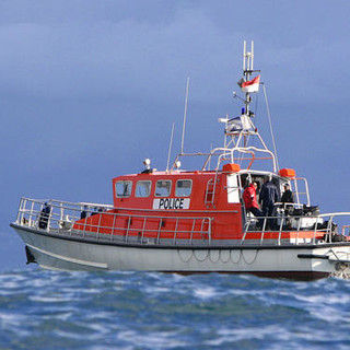 Monaco: salvati dalla polizia due turisti sopraffatti dal mare mosso. Uno ancora in prognosi riservata al CHPG