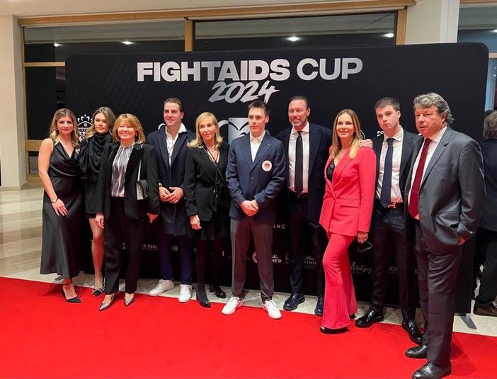 La delegazione del Management di Padel Best Expo alla cena di Gala della Fight Aids Cup 2024 La delegazione del Management di Padel Best Expo alla cena di Gala della Fight Aids Cup 2024