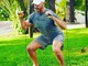 Per mantenersi in forma in vista delle feste natalizie, il personal trainer Davide Nevrkla presenta i suoi nuovi workout (Video)