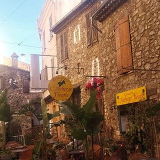 Da Cagnes sur Mer a Villeneuve Loubet. Fotografie di Danilo Radaelli