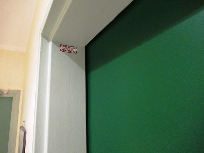 L'etichetta adesiva "incriminata"