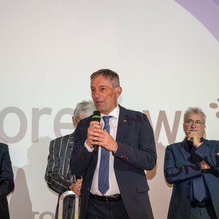 Evolution Horizon Award﻿ 2025: Fabrizio Sala﻿ consegna il Premio Speciale “Grande Milano”