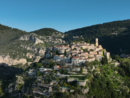 Lo shooting ufficiale di Antibes Acrobatics 2025: magia visiva tra Èze e La Turbie [VIDEO]