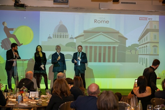 Evolution Horizon Award 2025: Flavio Di Muro consegna il premio Eha Italia-Monaco Evolution Horizon Award 2025: Flavio Di Muro consegna il premio Eha Italia-Monaco