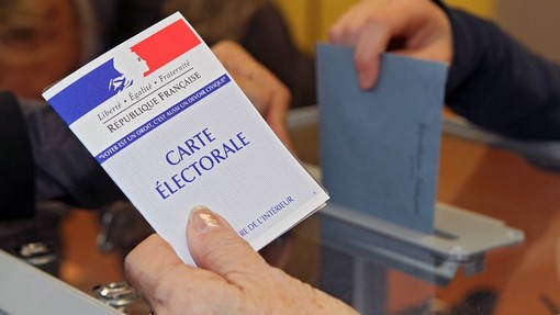 Elezioni comunali in Francia: come funziona il voto e quanto guadagna un sindaco