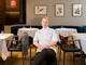 Emma Bengtsson, Cheffe del ristorante Aquavit New York, due stelle Michelin, simbolo della cucina scandinava moderna.
