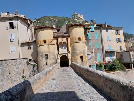 Entrevaux e Annot, fotografie di Danilo Radaelli