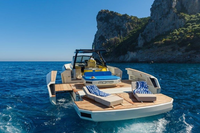 Evo R4 XT walkaround, un affascinante 13 metri sarà al Cannes Yachting Festival
