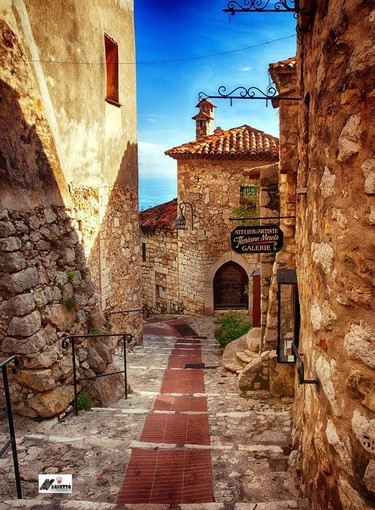 "Le village" di Franco Magnetto