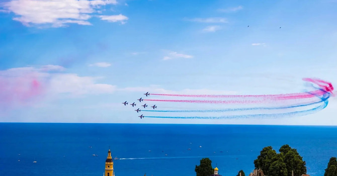 French Flyair a Mentone. Foto: Menton Riviera Merveilles. French Flyair a Mentone. Foto: Menton Riviera Merveilles.