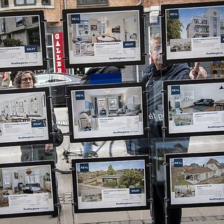 Se l’inquilino non paga l’affitto e le spese condominiali: cosa non si può fare…