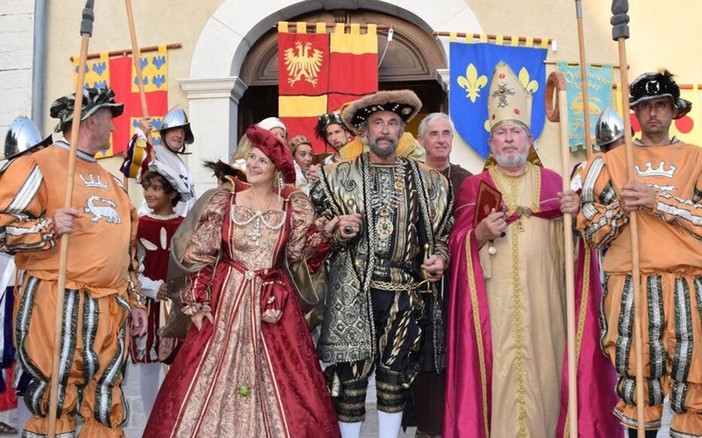 Villeneuve-Loubet torna al XVI secolo: due serate tra storia, spettacolo e magia rinascimentale Villeneuve-Loubet torna al XVI secolo: due serate tra storia, spettacolo e magia rinascimentale