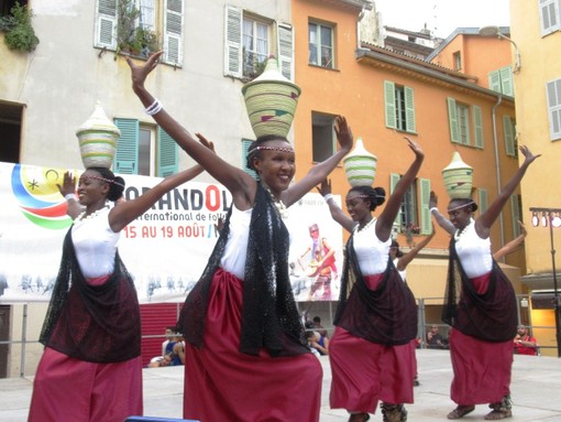 Festival International de Folklore “La Farandole”: il programma di domani