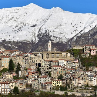 Lo scatto di Triora, realizzato da Valentina Pulinetti, che ha ottenuto la Menzione “Borghi”