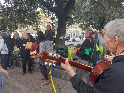 La Fête des sentinelles ieri a Nizza, fotografie di Patrizia Gallo La Fête des sentinelles ieri a Nizza, fotografie di Patrizia Gallo