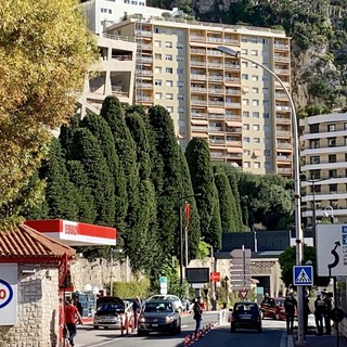 Autocertificazione per chi lavora a Monaco: tolleranza fino a martedì, quindi sarà importante averla in tasca