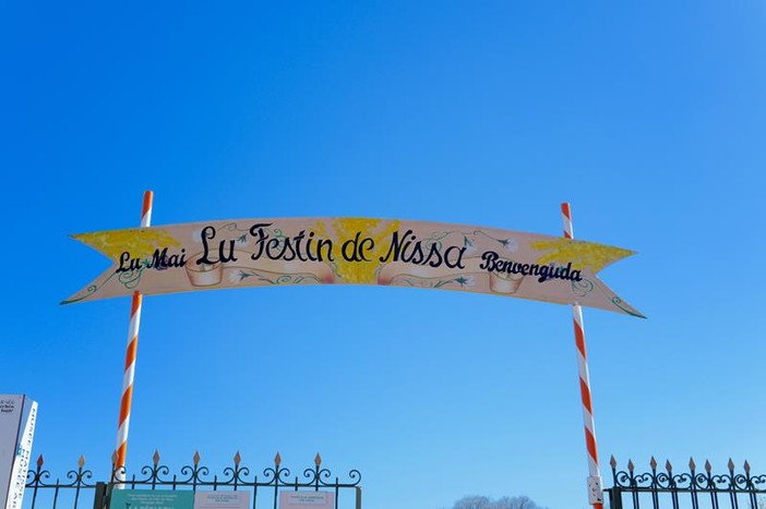 Festin des mai, fotografie di Silvia Assin