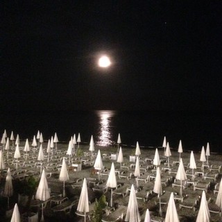 "Luna piena" di Franco Enrico Paracchini