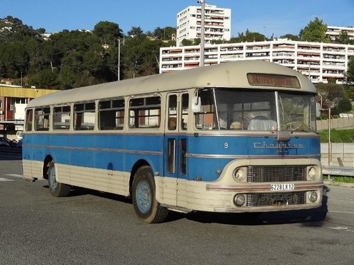 Il bus il bus Chausson/Saviem Type Ash esposto alla Foire de Nice Il bus il bus Chausson/Saviem Type Ash esposto alla Foire de Nice