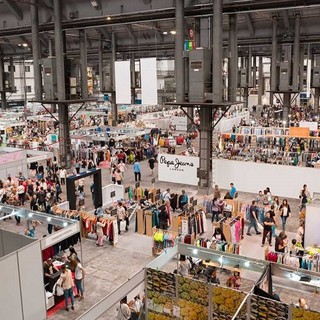 Capi firmati scontati, a Nizza è  Foire Outlet