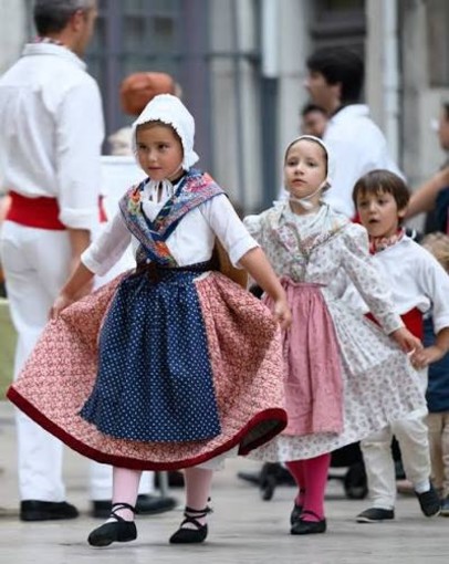 Le Cannet celebra le sue origini: il 1° agosto torna la festa di San Didier tra tradizione, musica e convivialità Le Cannet celebra le sue origini: il 1° agosto torna la festa di San Didier tra tradizione, musica e convivialità