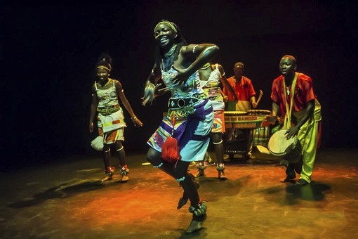 L’ensemble Folklorique national de Guinée-Bissau &quot;Netos De Bandim&quot;
