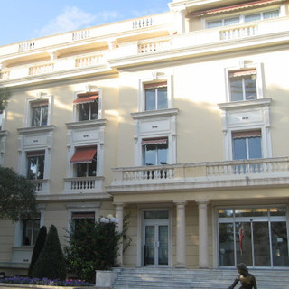 Estate all'estero, il Governo di Monaco invita cittadini e residenti a preparare il viaggio: controlli sui documenti, Fil d'Ariane e consigli per viaggiare in sicurezza